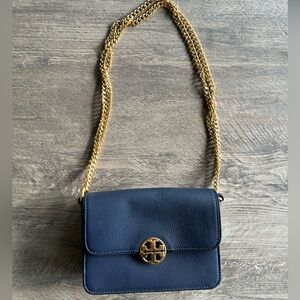 NWOT Tory Burch Chelsea Leather Mini Crossbody Bag in Royal Navy